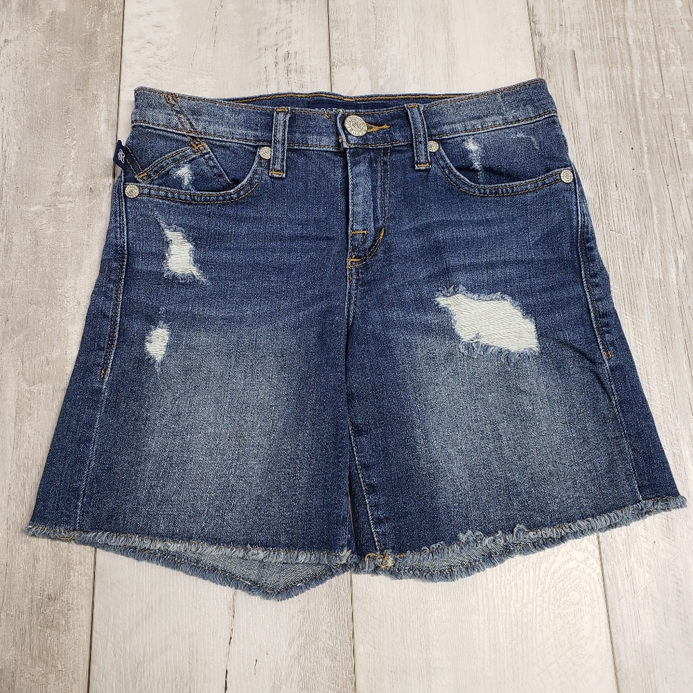 Rock & Republic Denim Short Size 2 Bumpershoot Distressed Jeans Stretchy